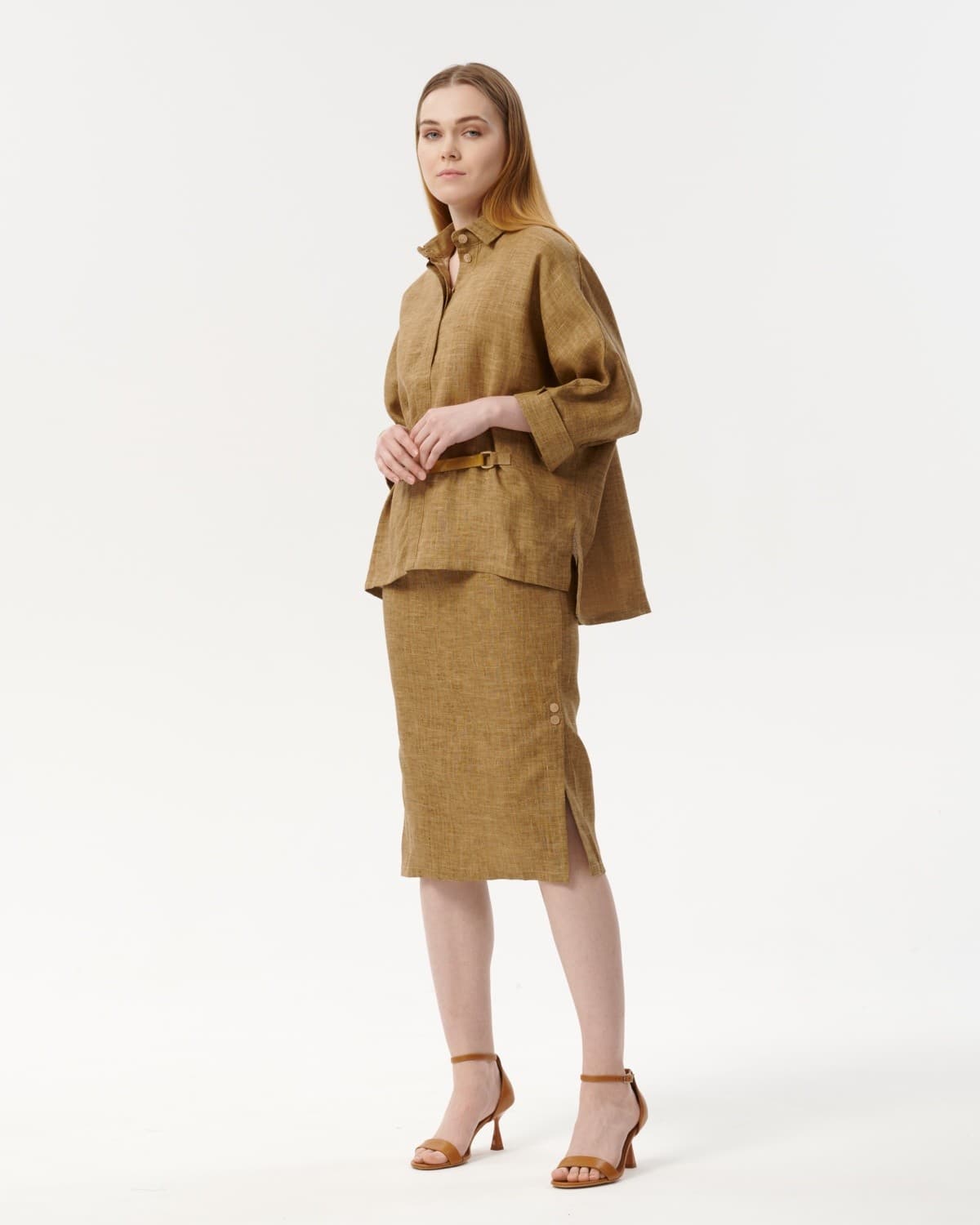 костюм из натурального льна