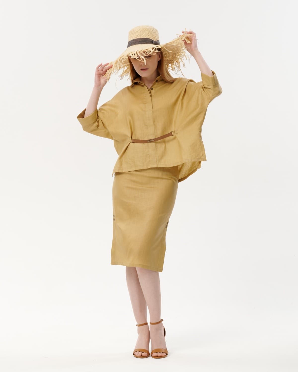 костюм из натурального льна