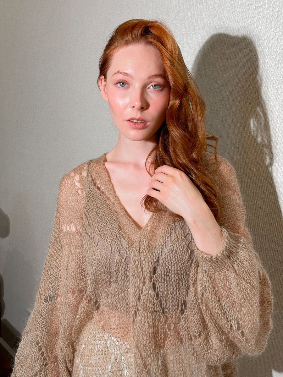 кардиган-паутинка ажурной вязки