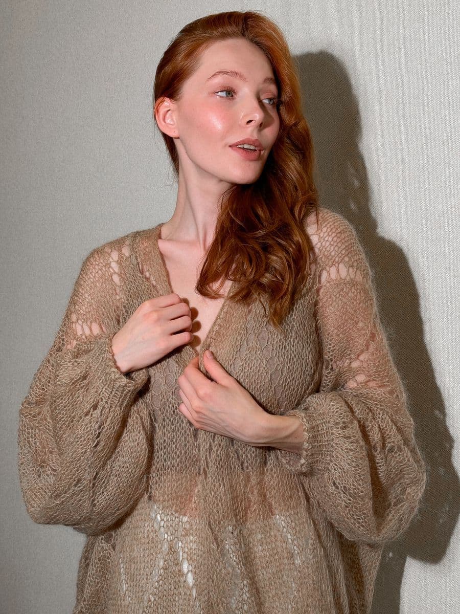 кардиган-паутинка ажурной вязки