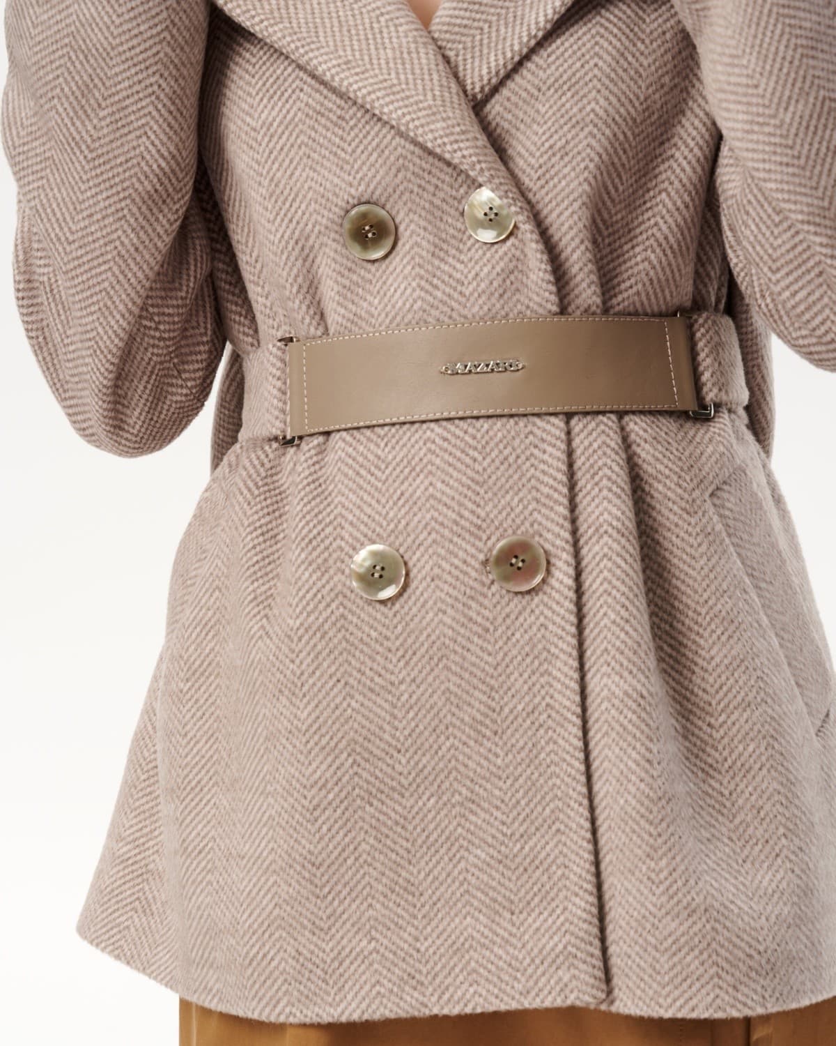 фирменное двубортное полупальто