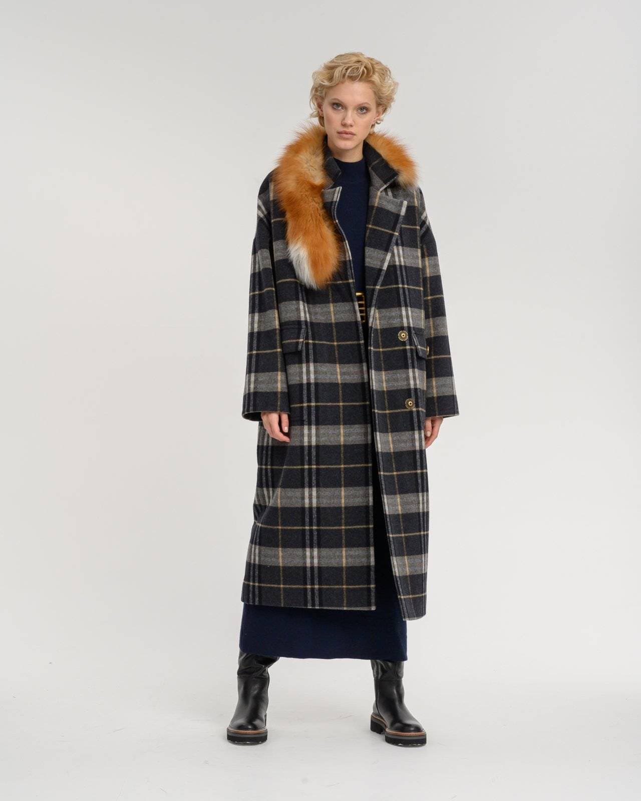 утепленное пальто из натуральной шерсти