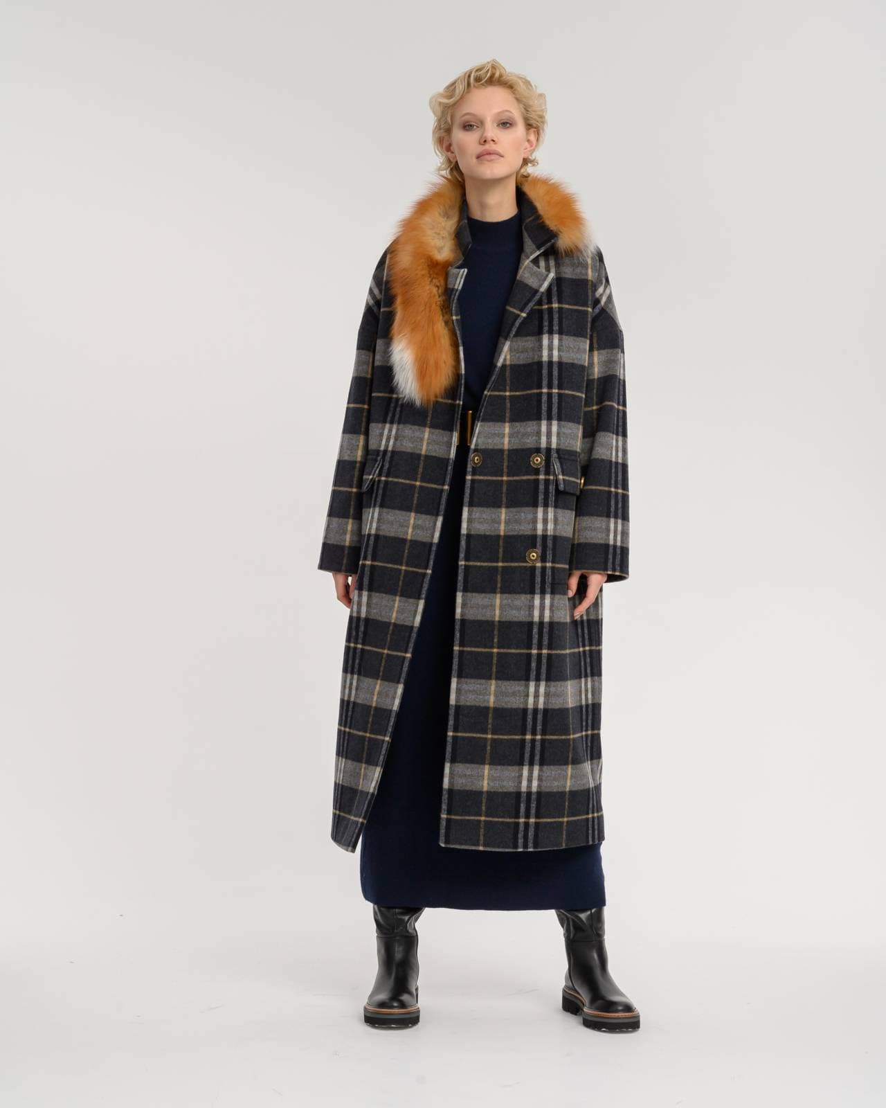 утепленное пальто из натуральной шерсти