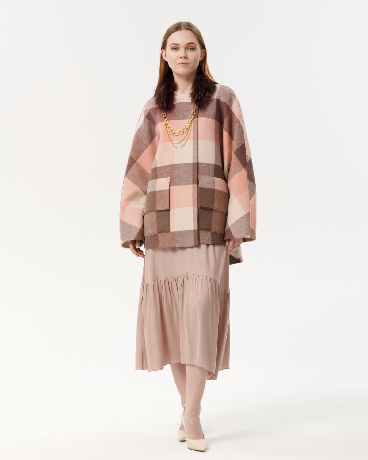 пальто ручной работы с меховым воротничком