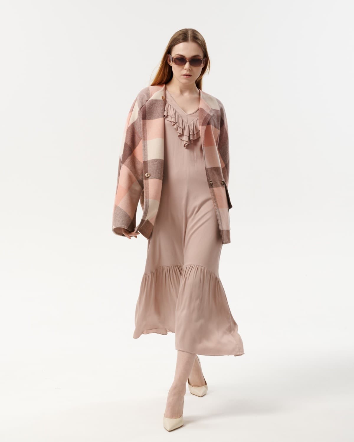 пальто ручной работы с меховым воротничком