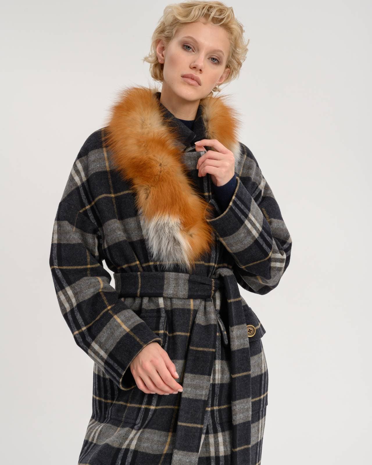 утепленное пальто из натуральной шерсти