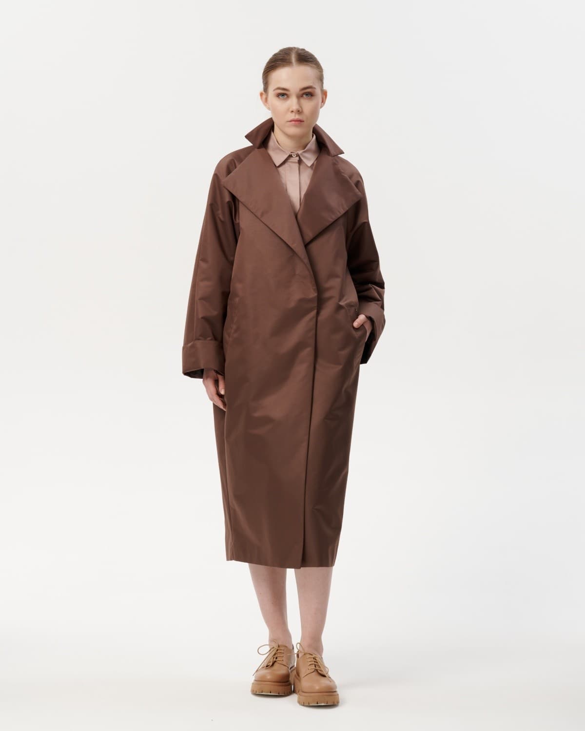 двубортный непромокаемый плащ оверсайз