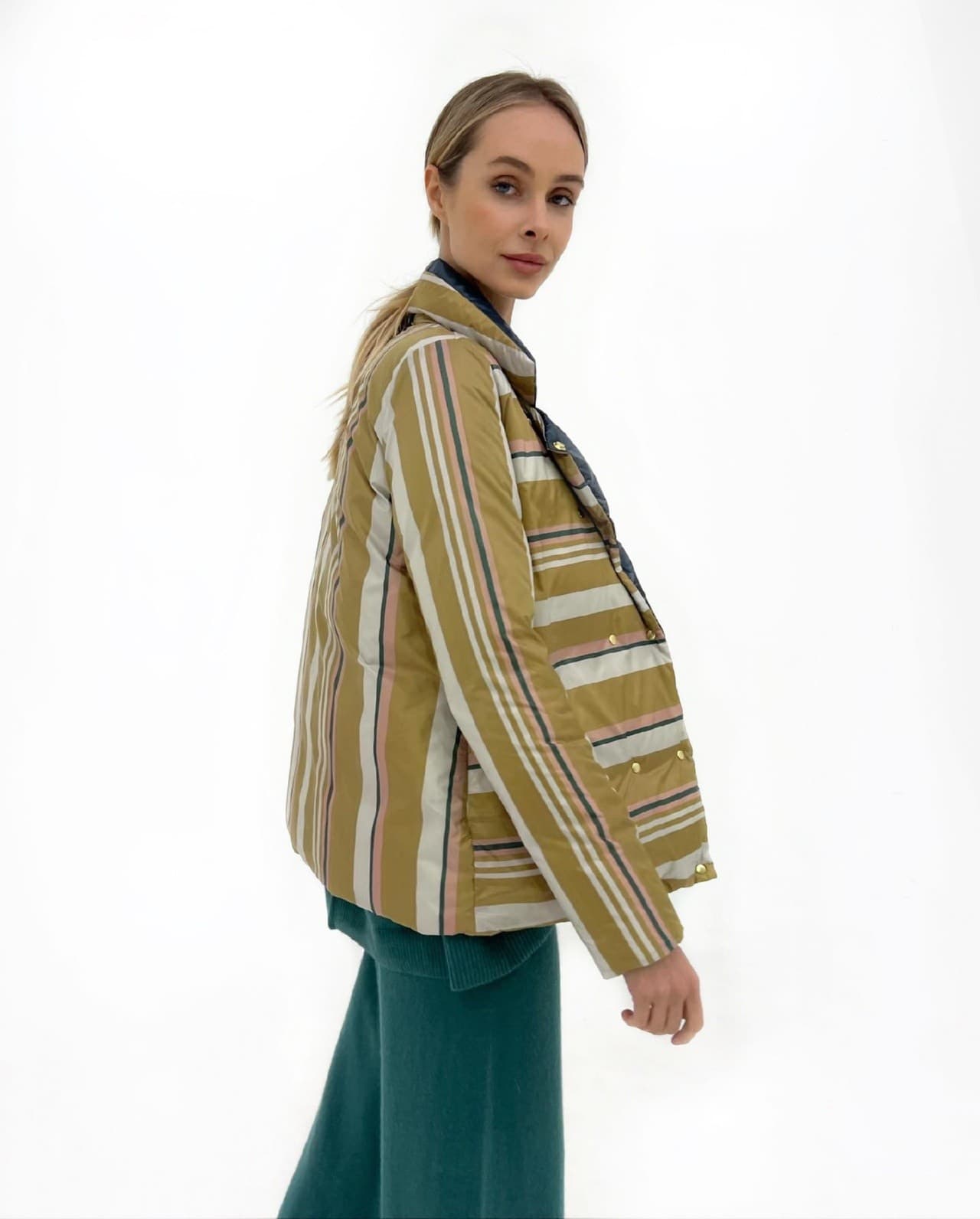 двусторонняя демисезонная куртка