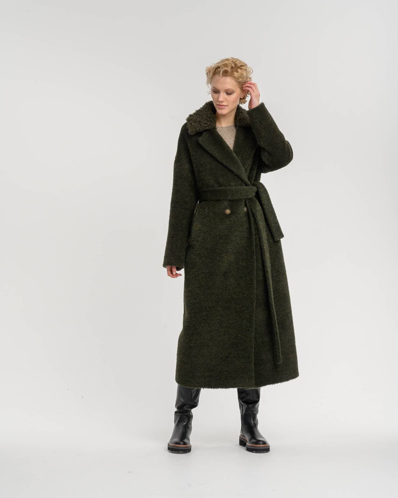 двубортное пальто из натуральной шерсти