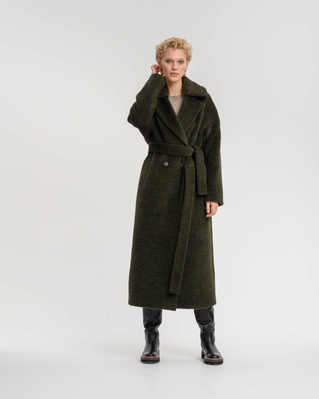 двубортное пальто из натуральной шерсти