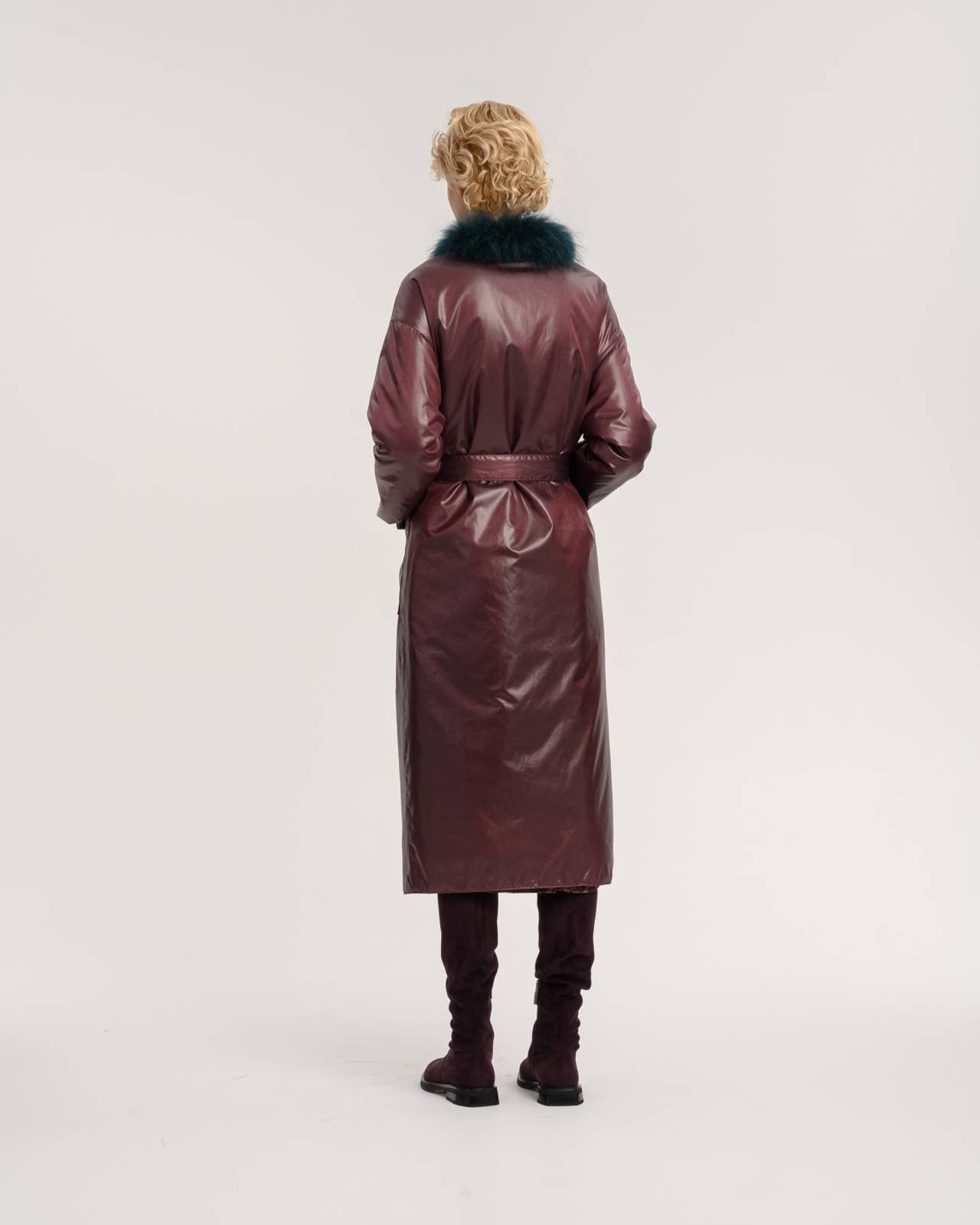 двустороннее пальто с меховым воротником