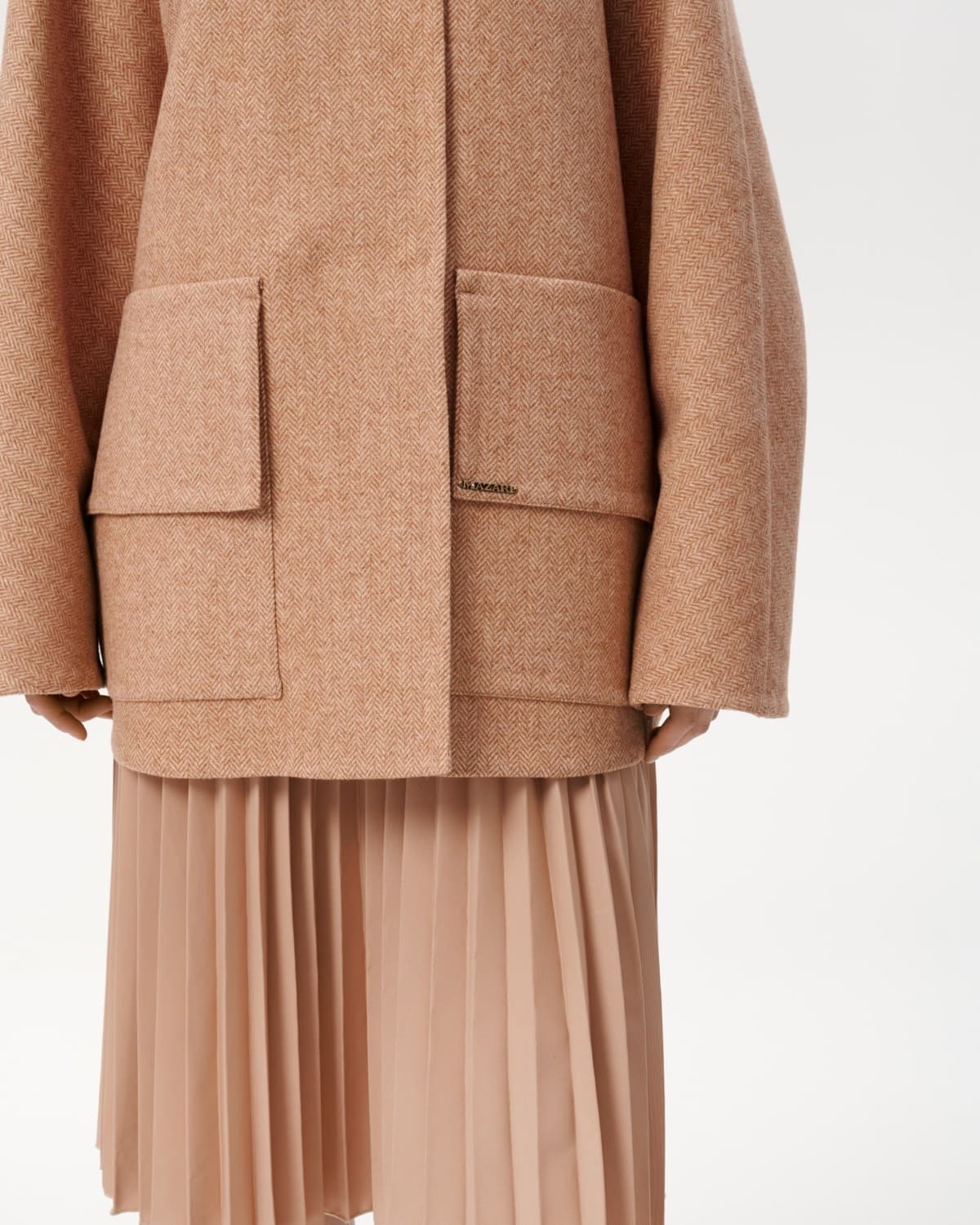 пальто ручной работы с меховым воротничком