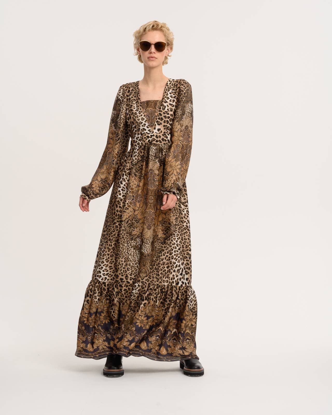 платье макси с анималистичным принтом
