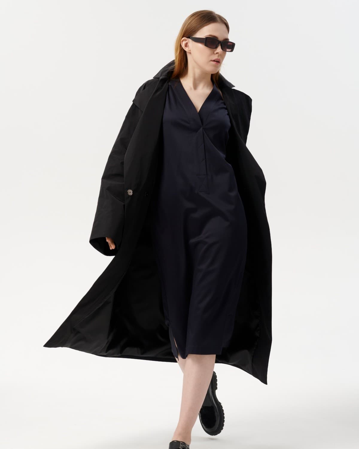 двубортный непромокаемый плащ оверсайз