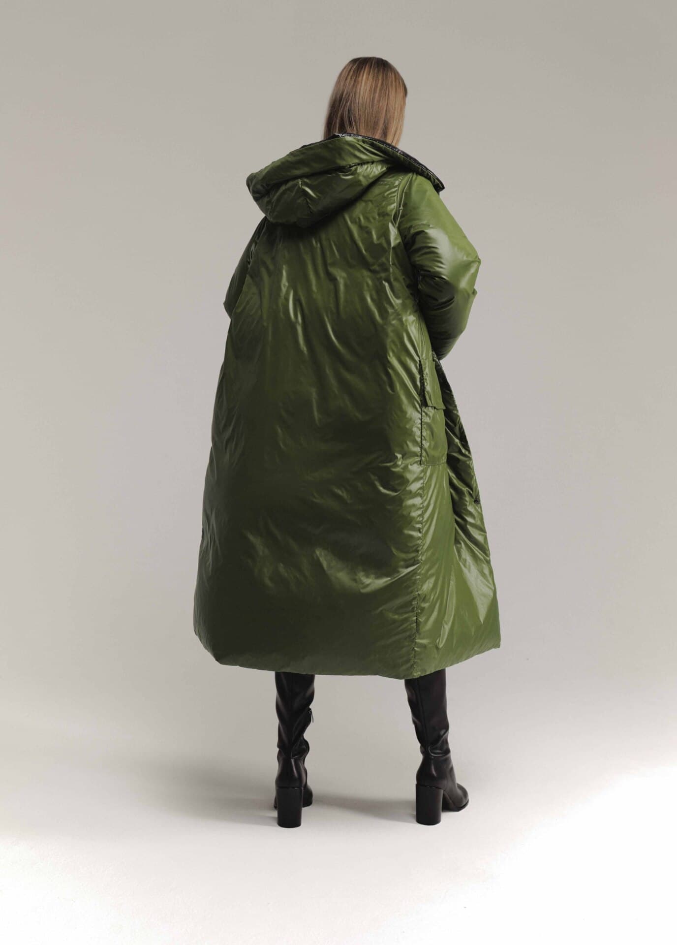 двусторонний пуховик с шарфом