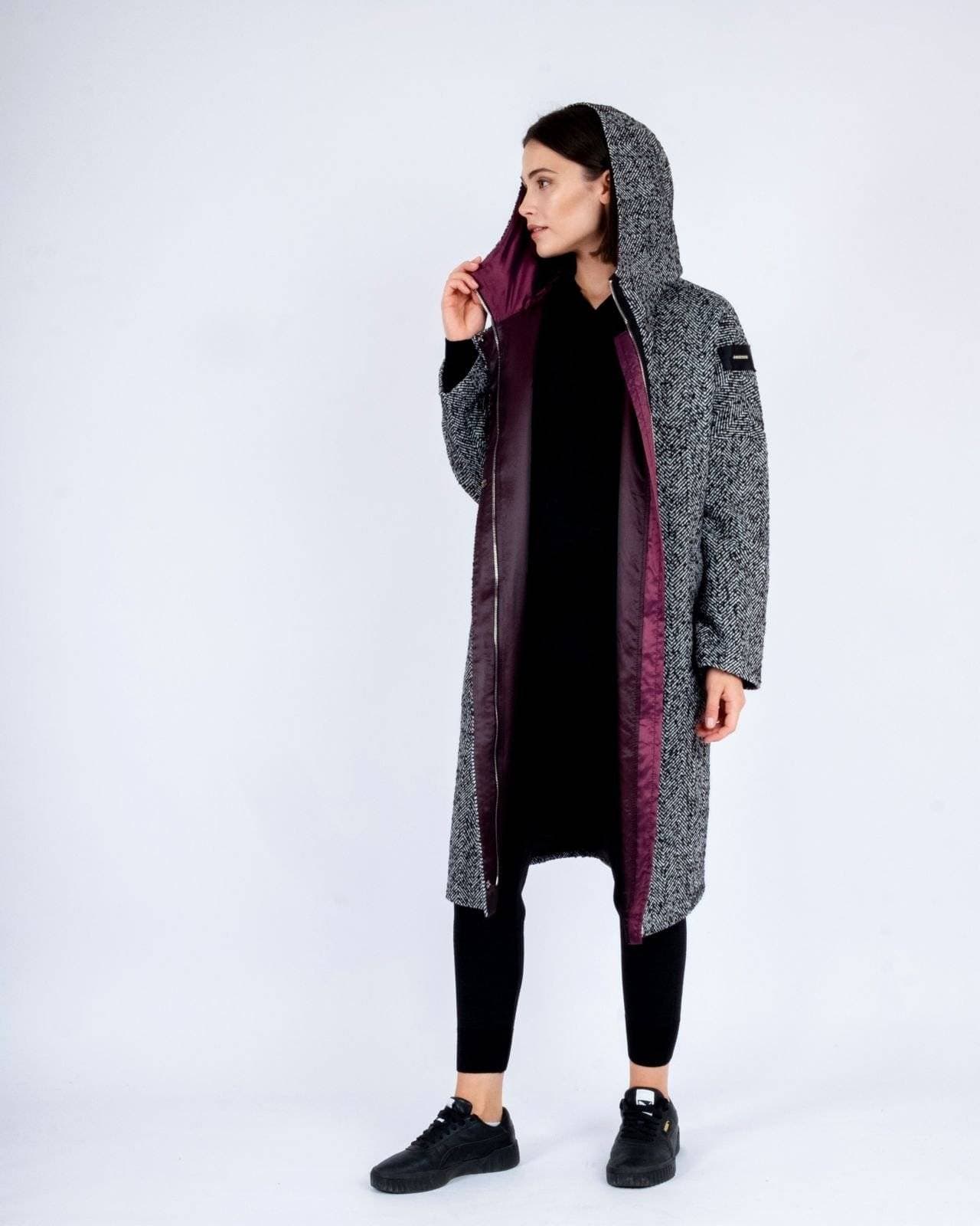 пальто оверсайз с капюшоном