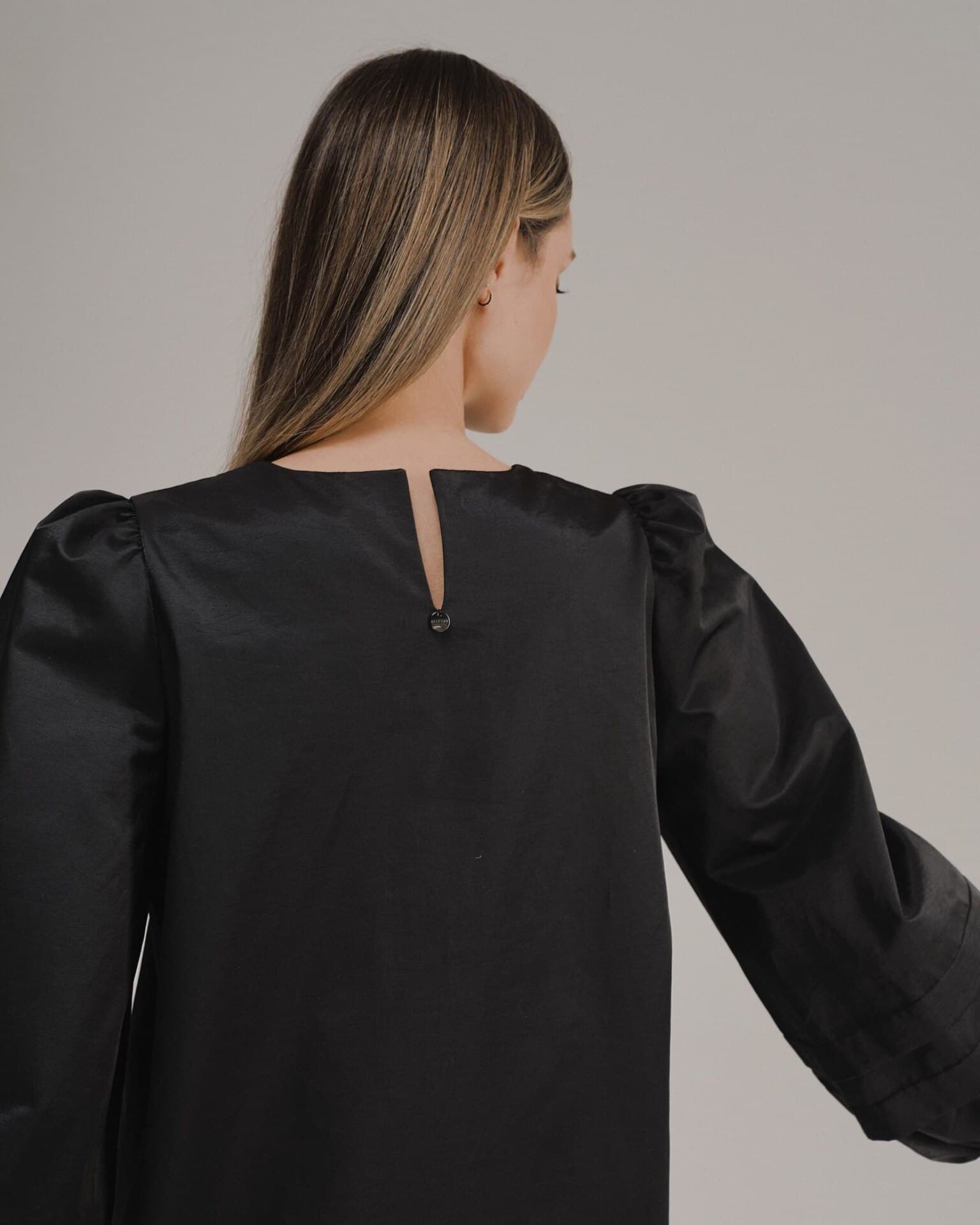 минималистичное платье миди