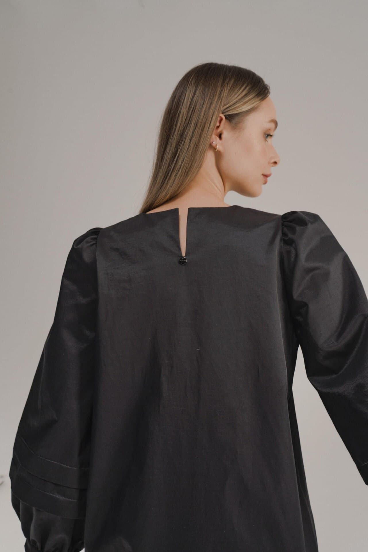 минималистичное платье миди