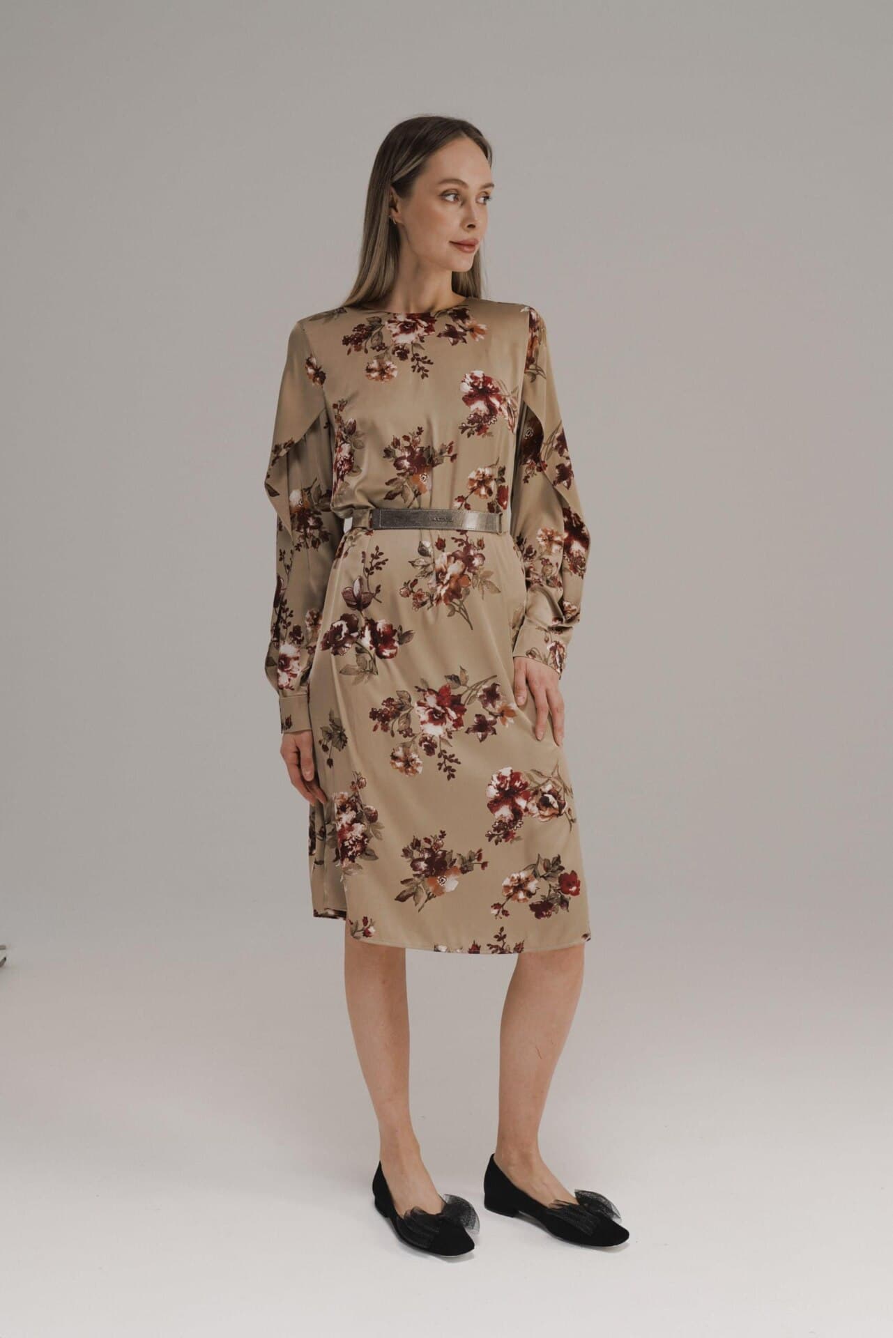 платье миди с флористическим принтом