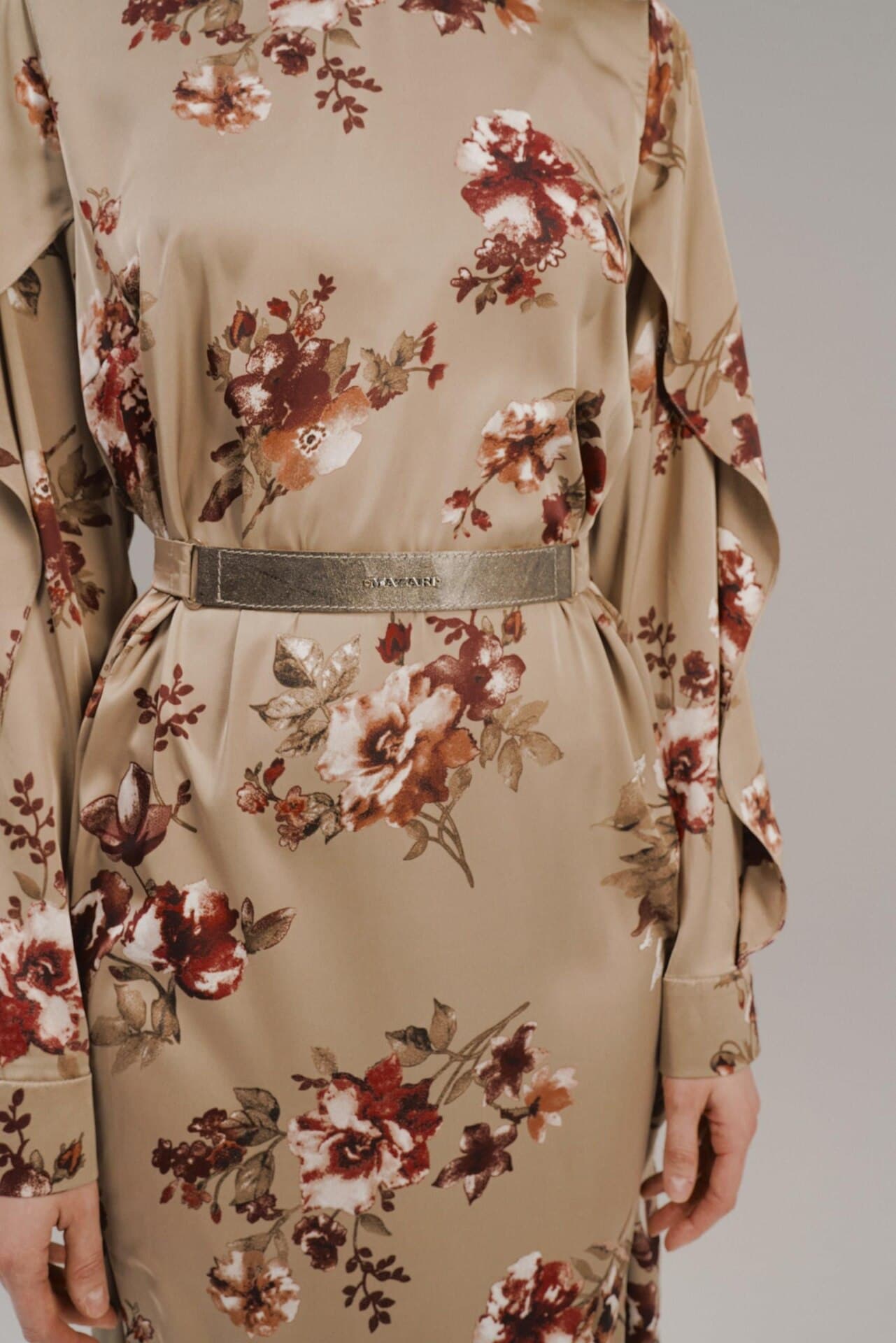 платье миди с флористическим принтом