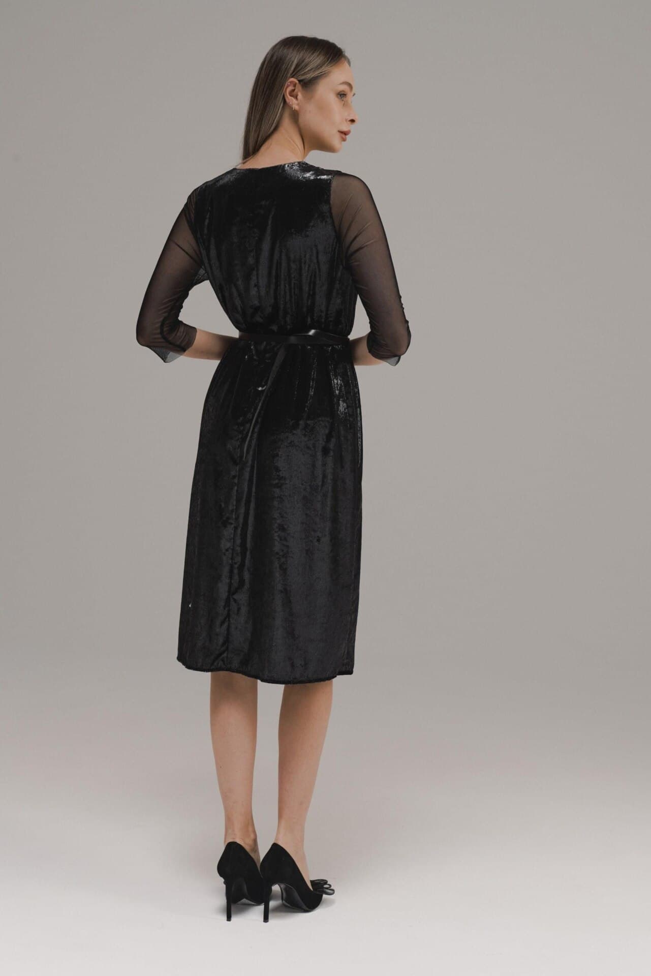 вечернее платье, расшитое пайетками