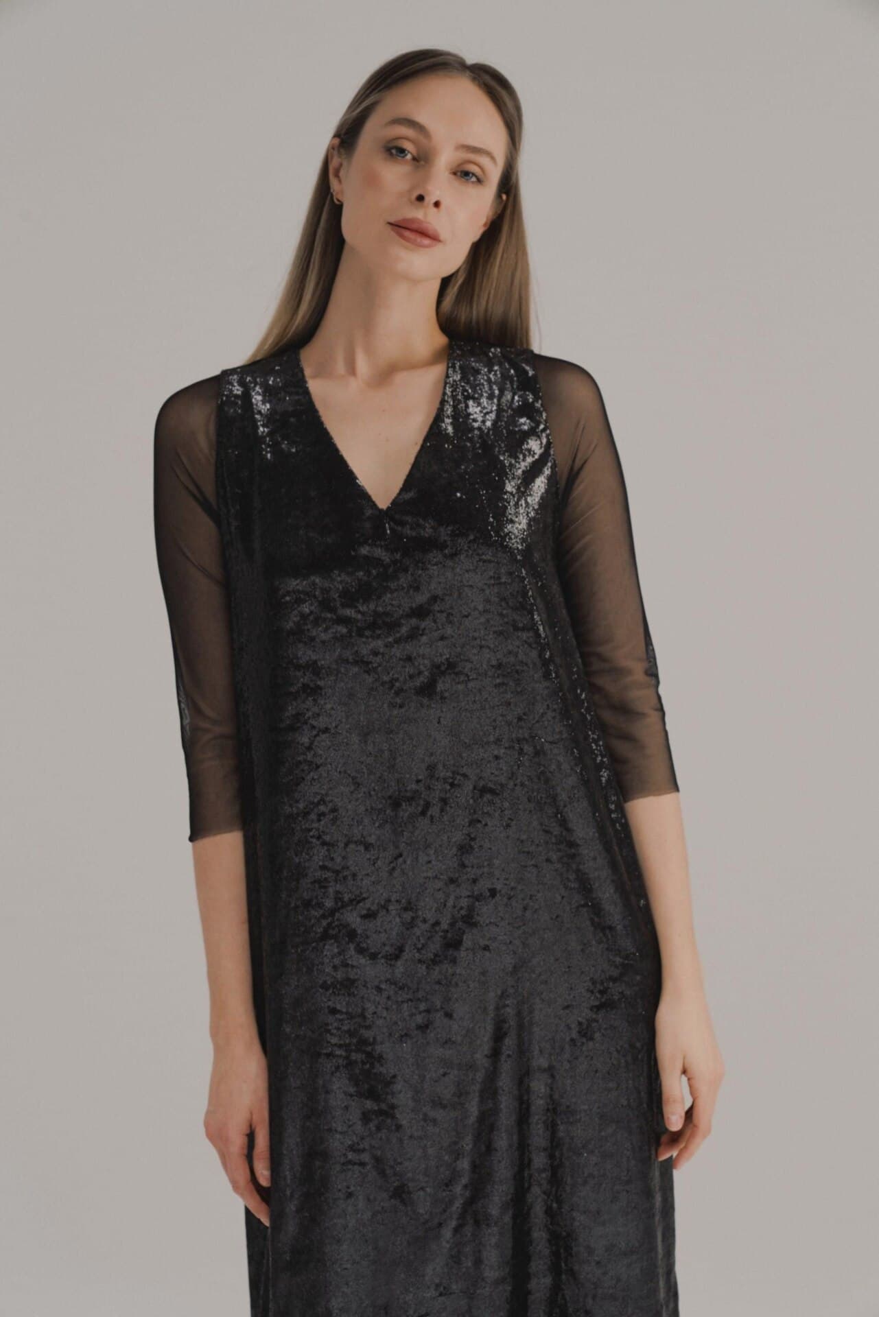 вечернее платье, расшитое пайетками