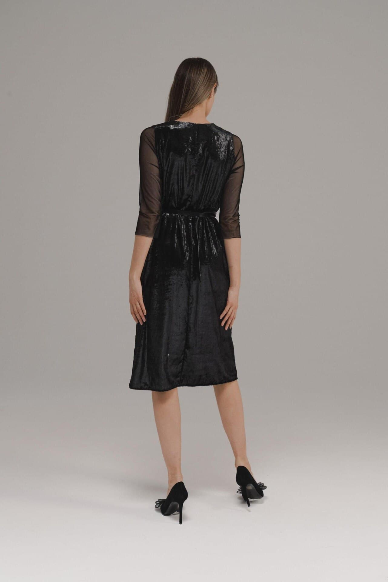 вечернее платье, расшитое пайетками