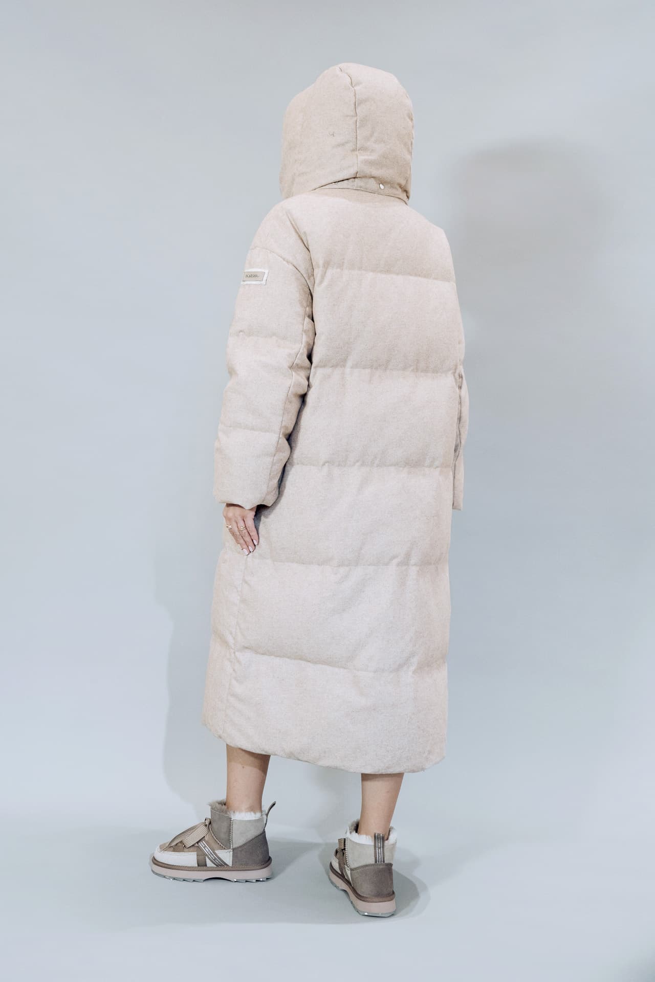 Пуховое пальто прямого кроя