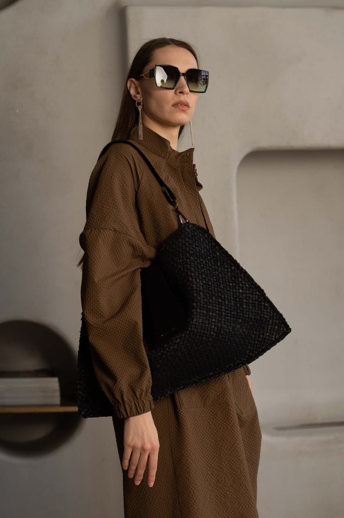 мягкая сумка из натуральной кожи