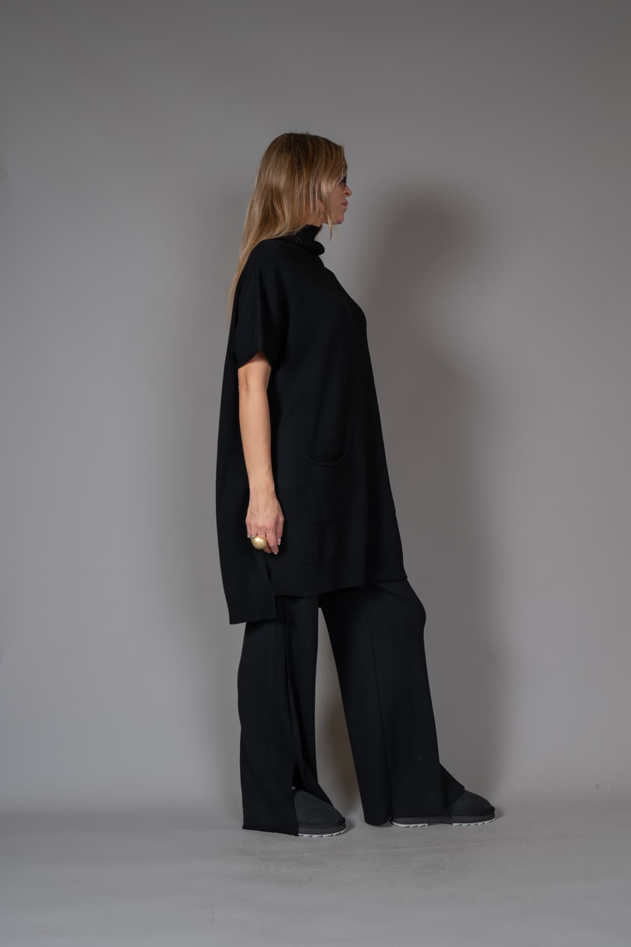 Чёрная туника