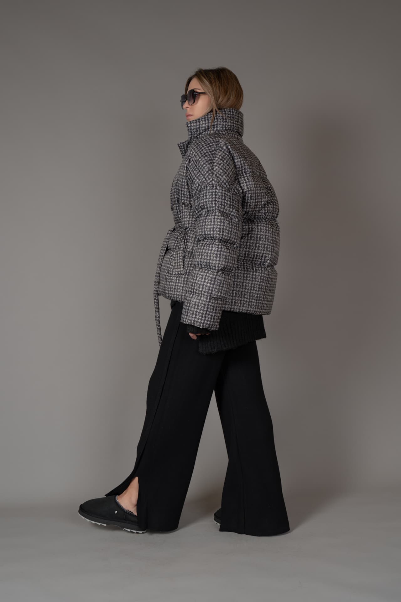 Пуховая укороченная куртка