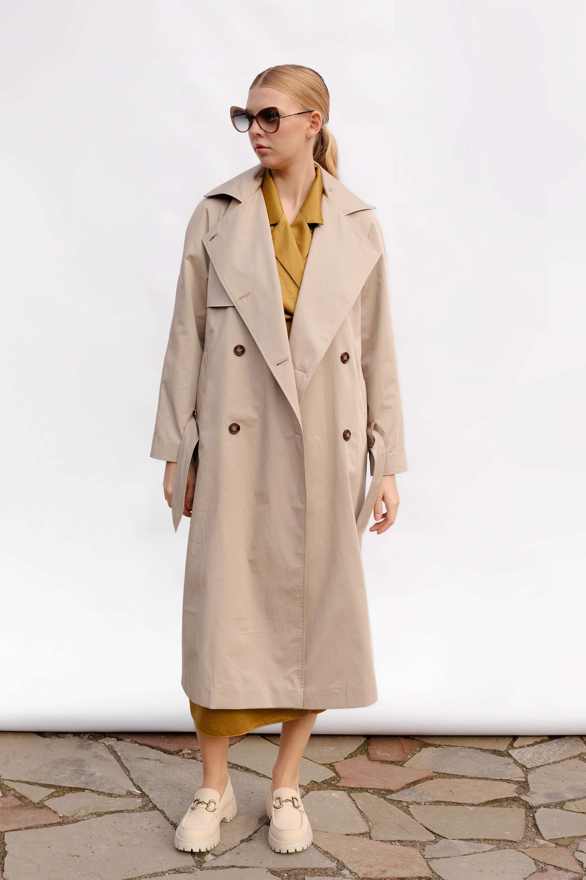 классический двубортный тренч