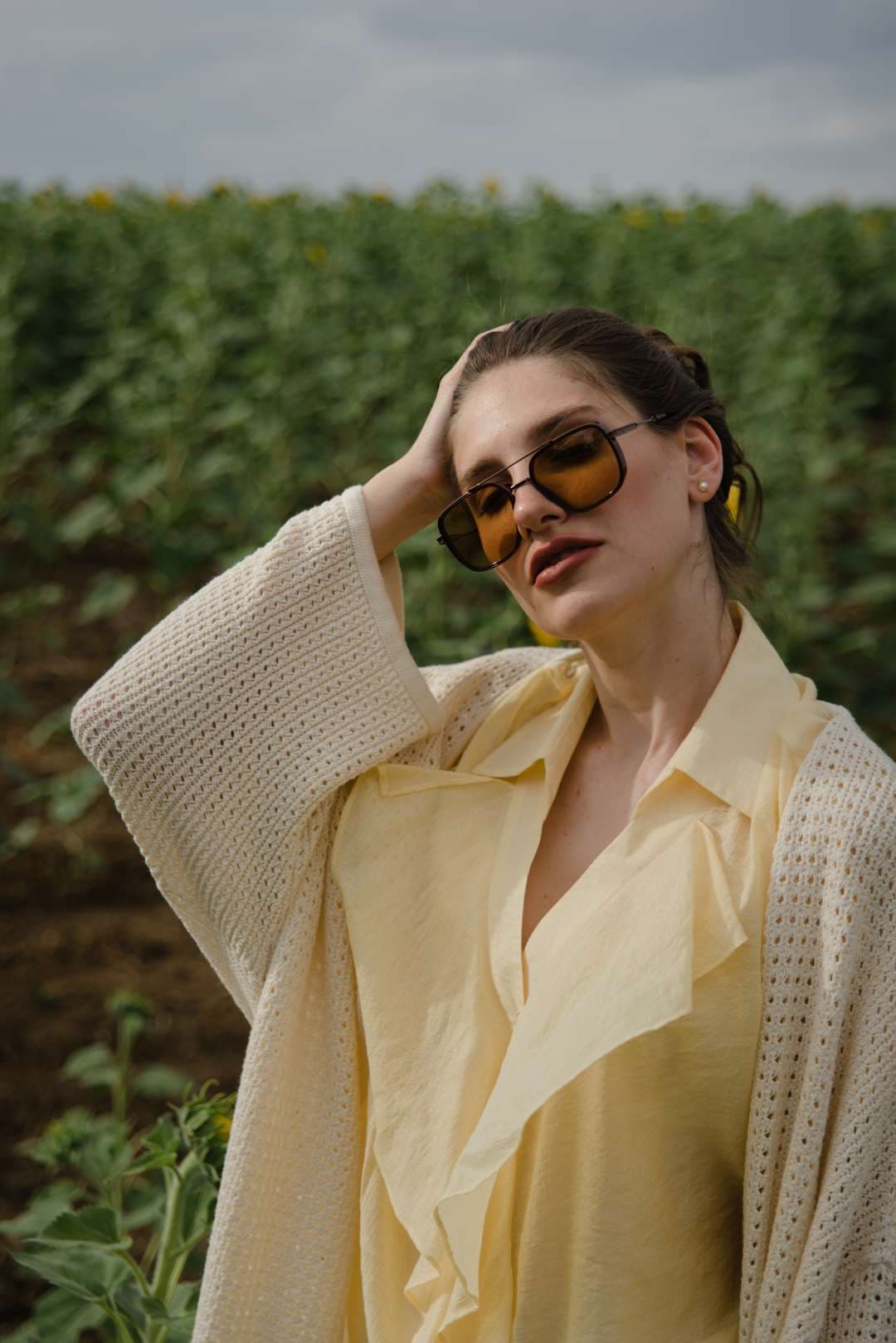 яркая блуза из хлопка и шелка