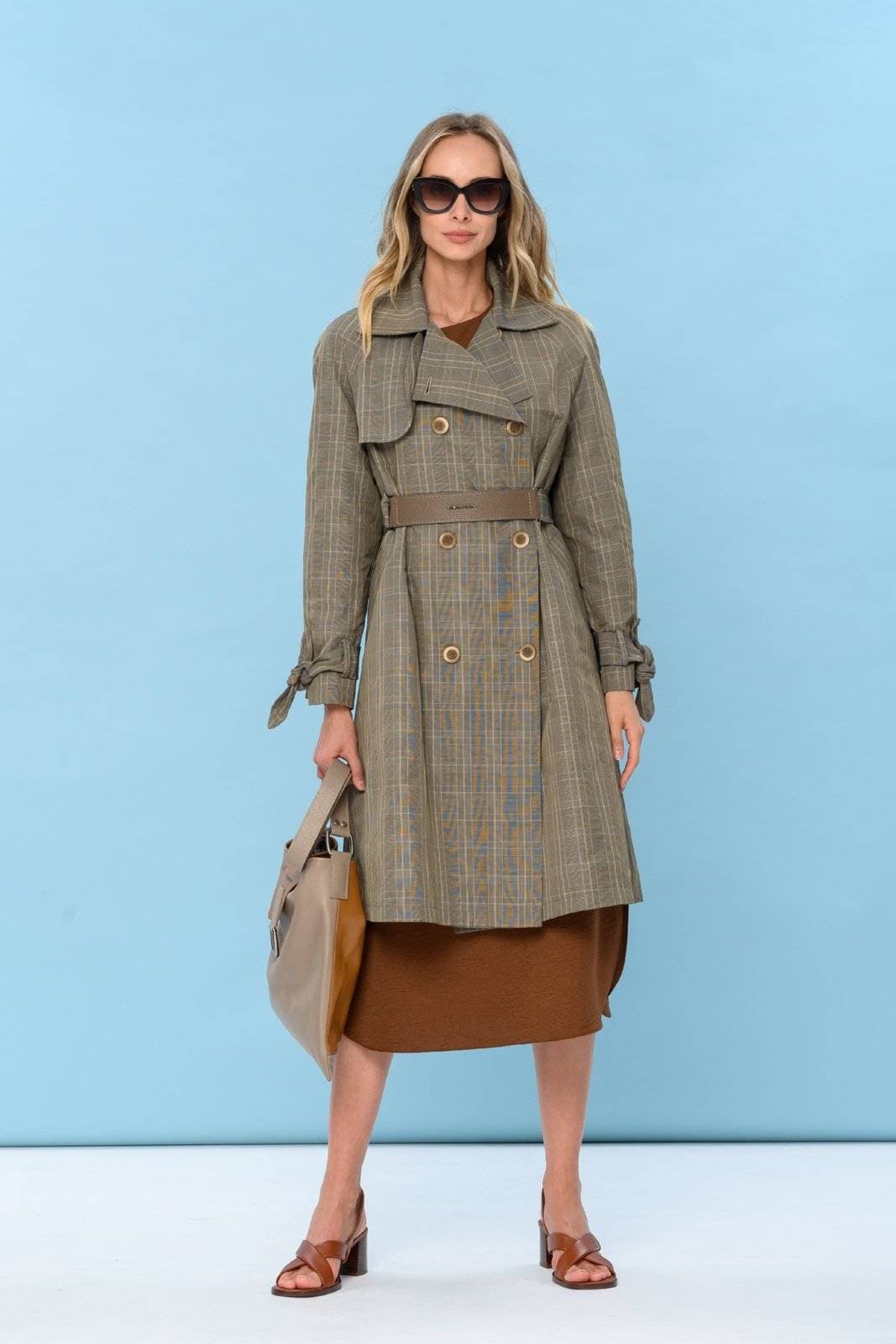 свободный плащ в клетку