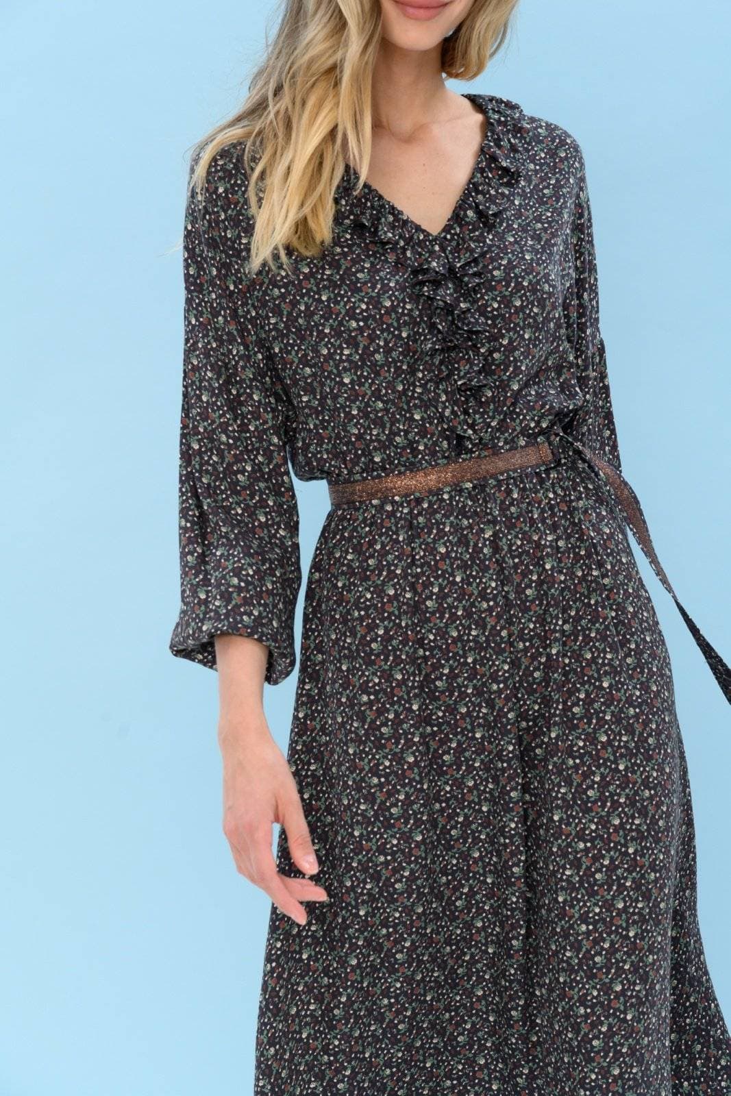 платье миди с флористическим принтом