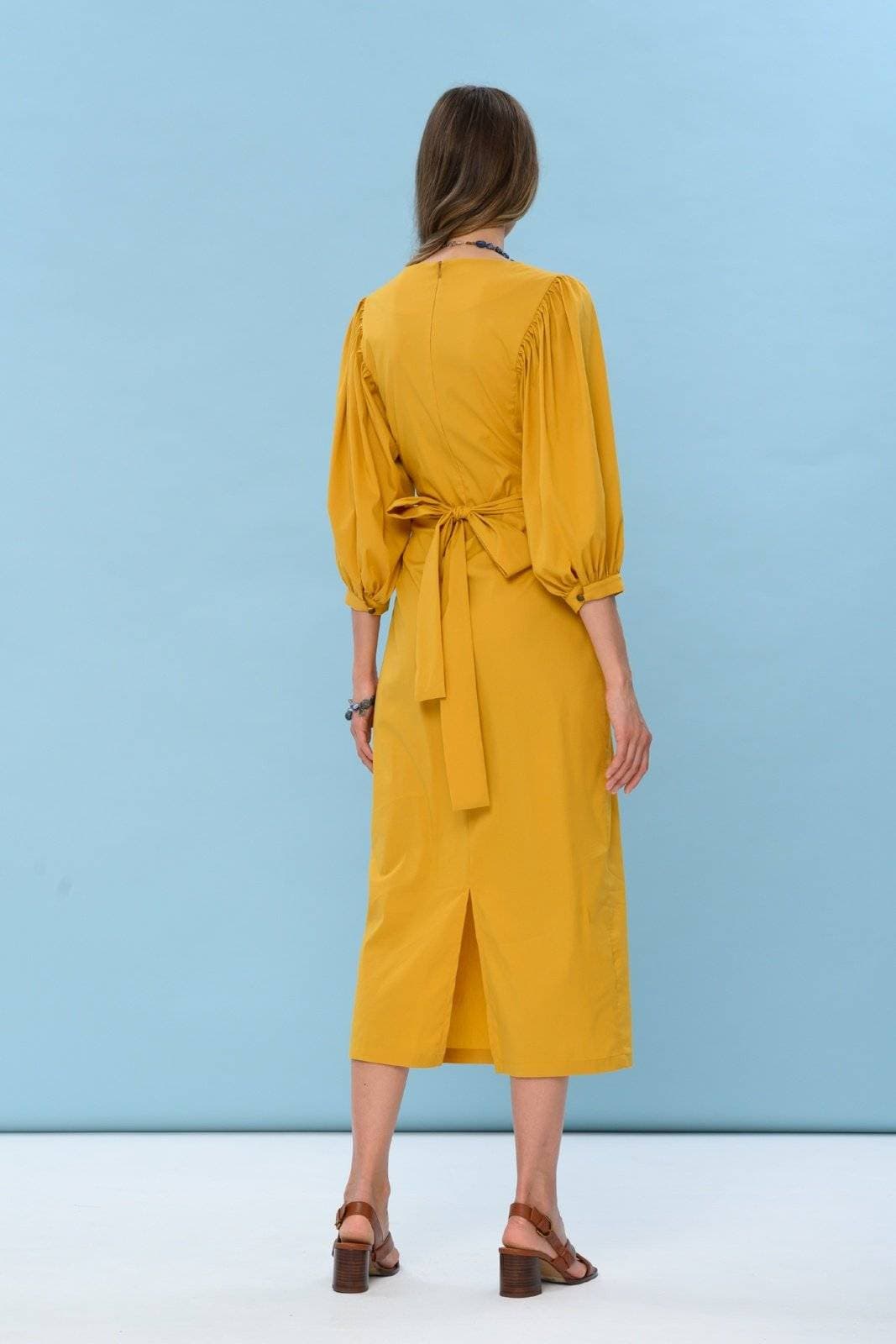 элегантное платье миди