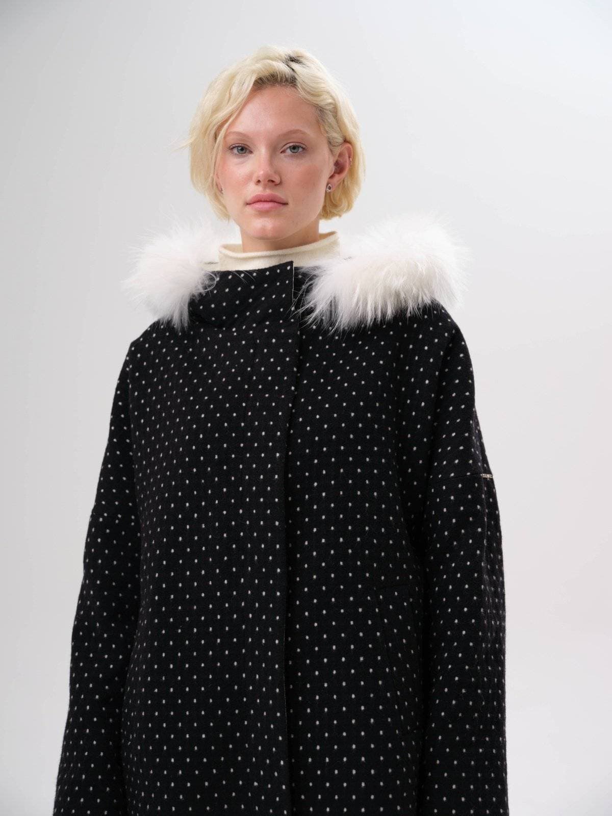 шерстяное пальто на молнии