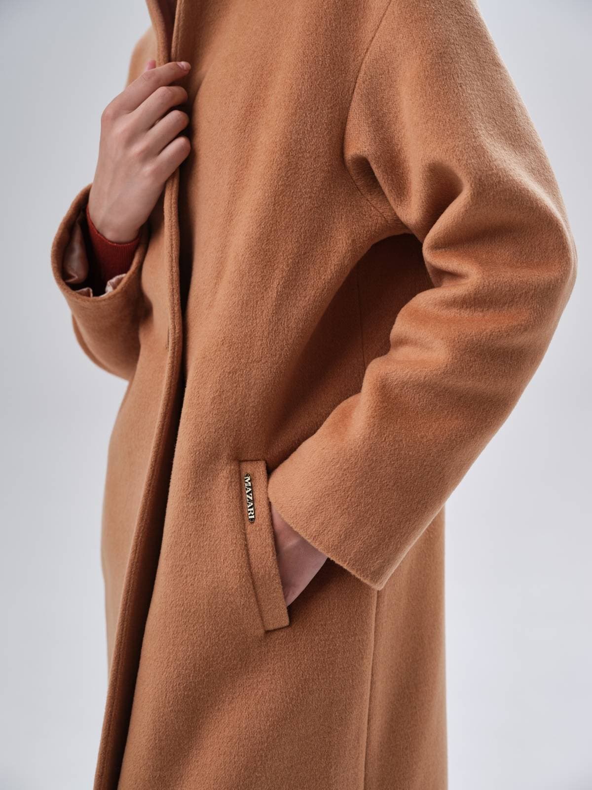 прямое пальто макси на пуговице