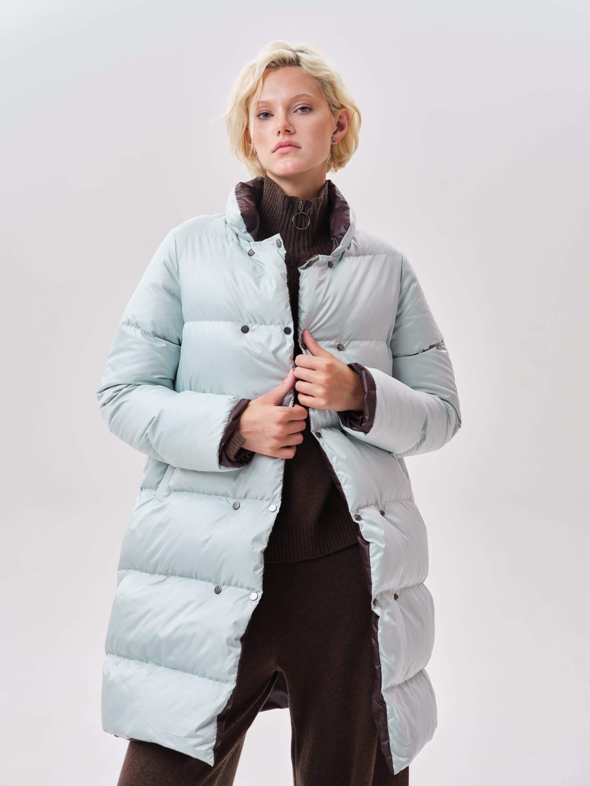 двустороннее пуховое пальто с меховым воротником