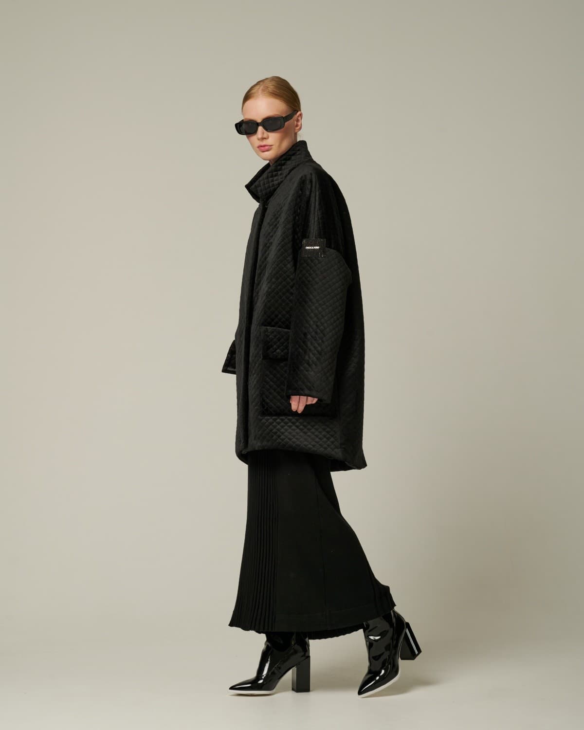 стеганое бархатное пальто