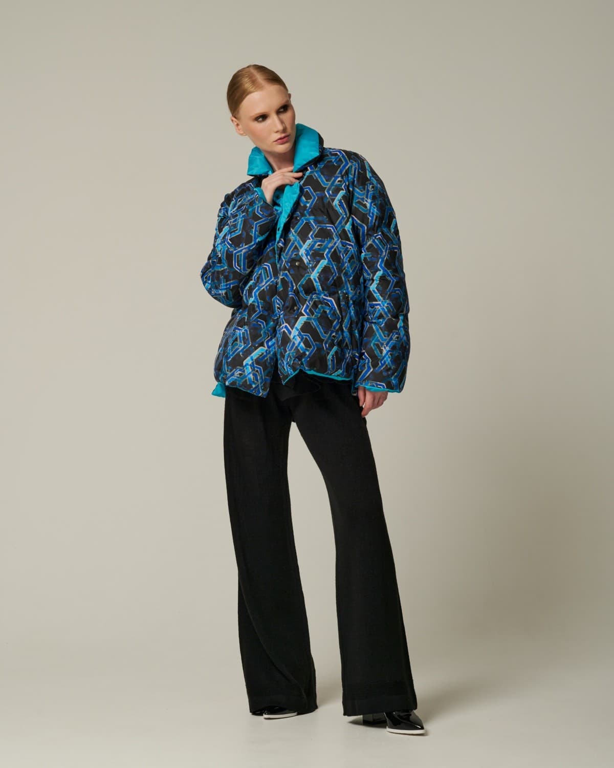 двусторонняя пуховая куртка с принтом