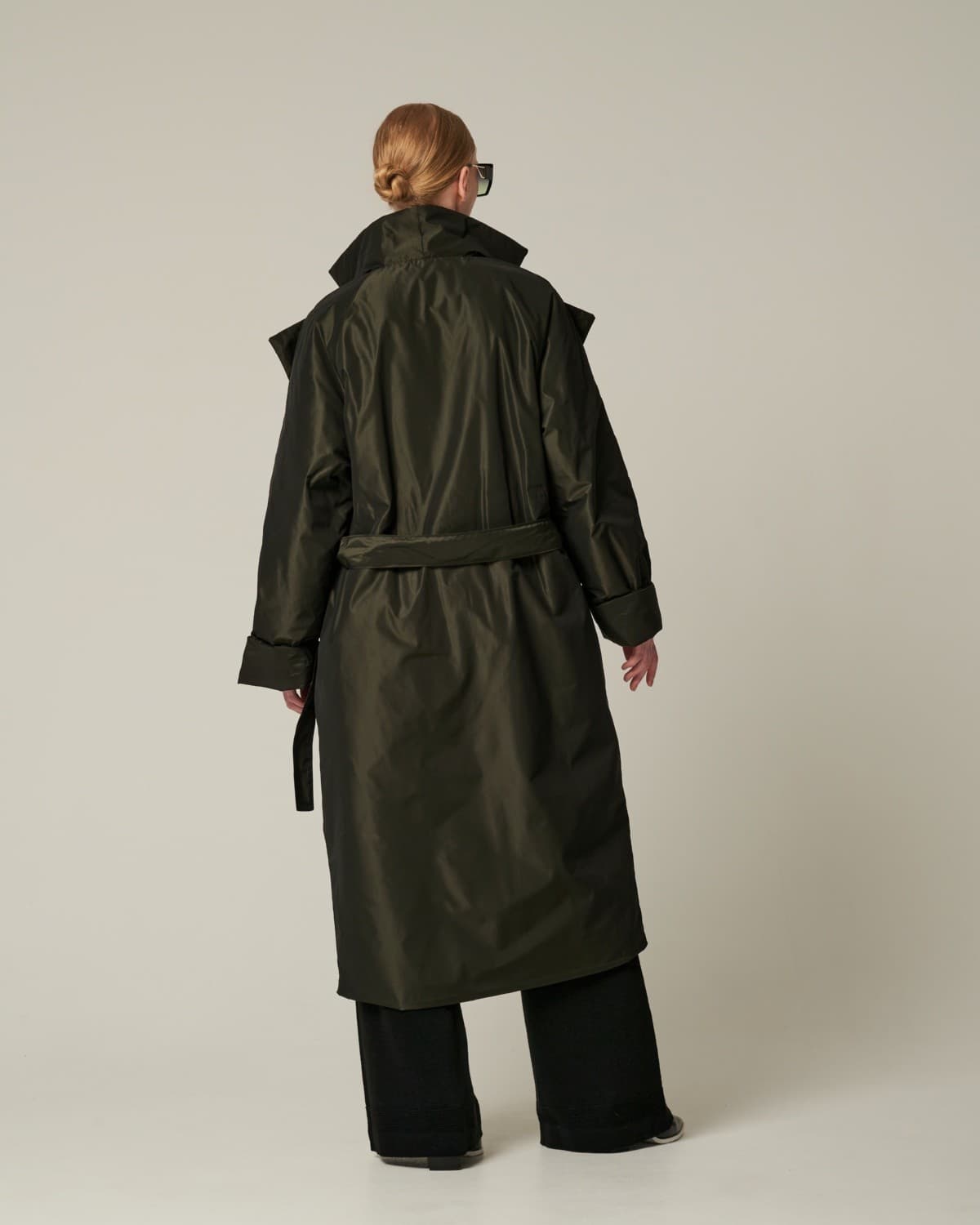 двубортный непромокаемый плащ оверсайз