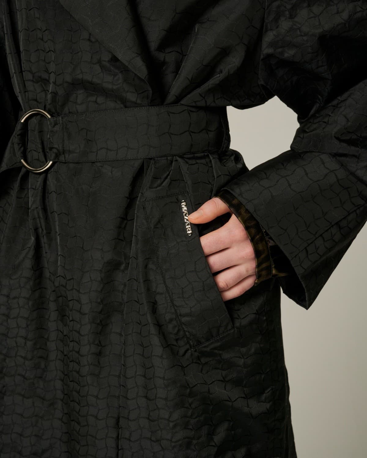 двубортный непромокаемый плащ оверсайз