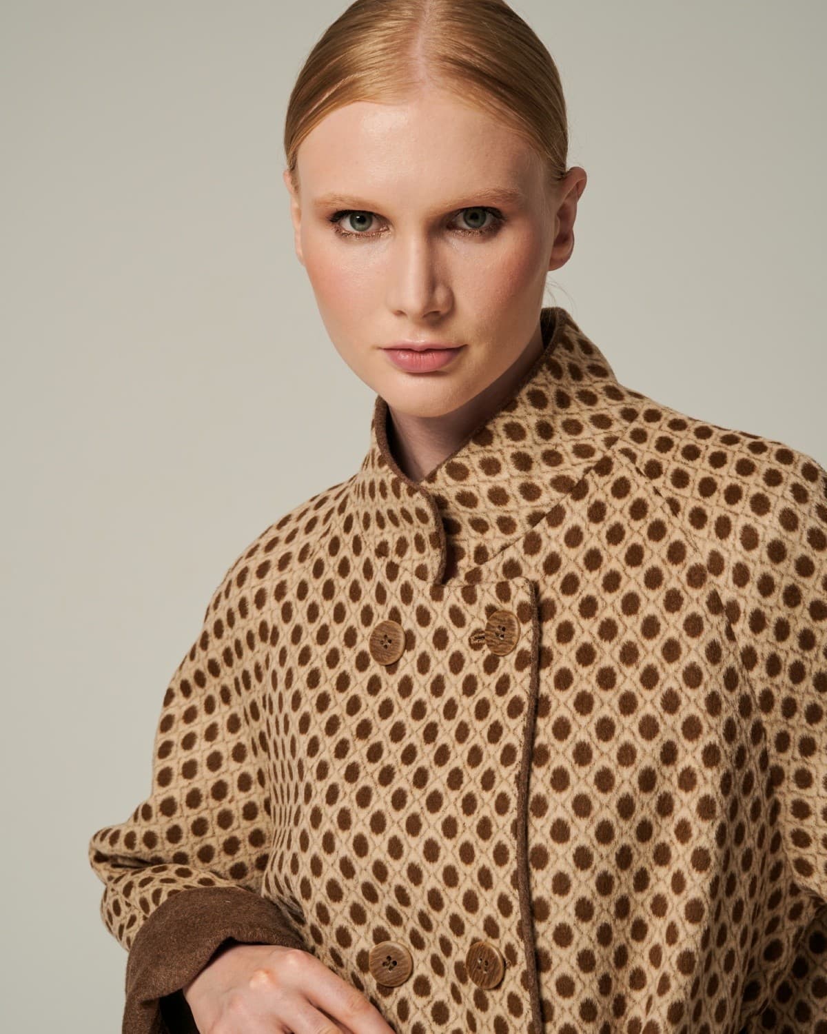 фирменное двубортное полупальто