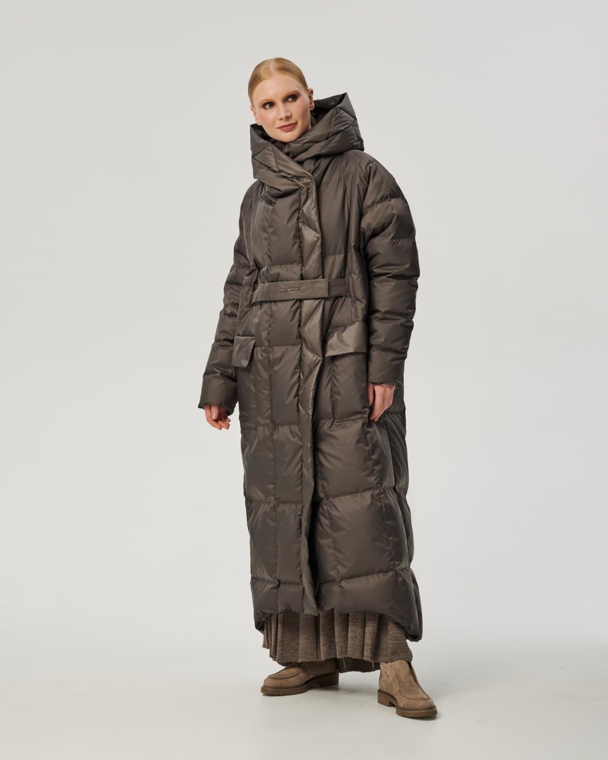 пуховик-одеяло с капюшоном