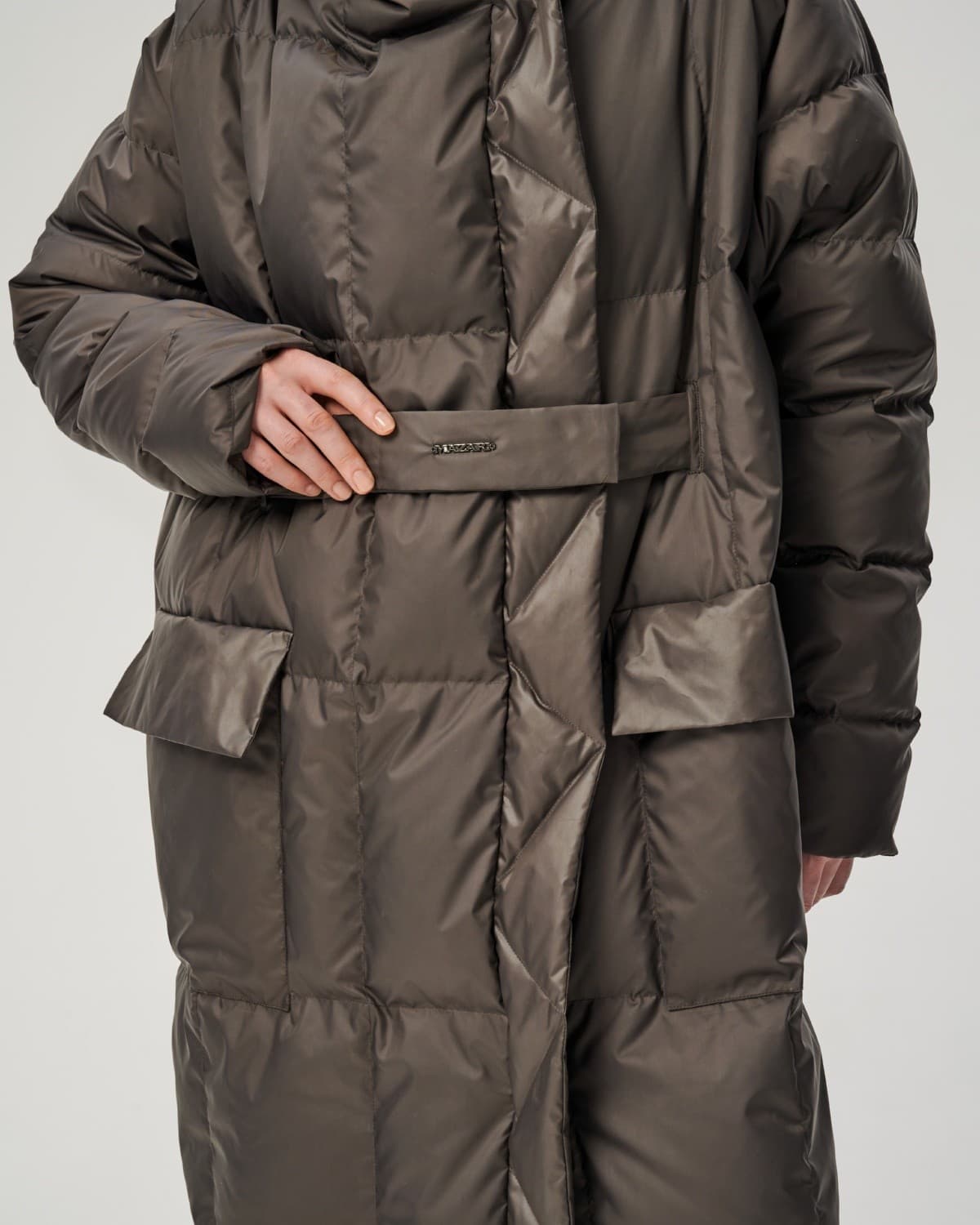 пуховик-одеяло с капюшоном