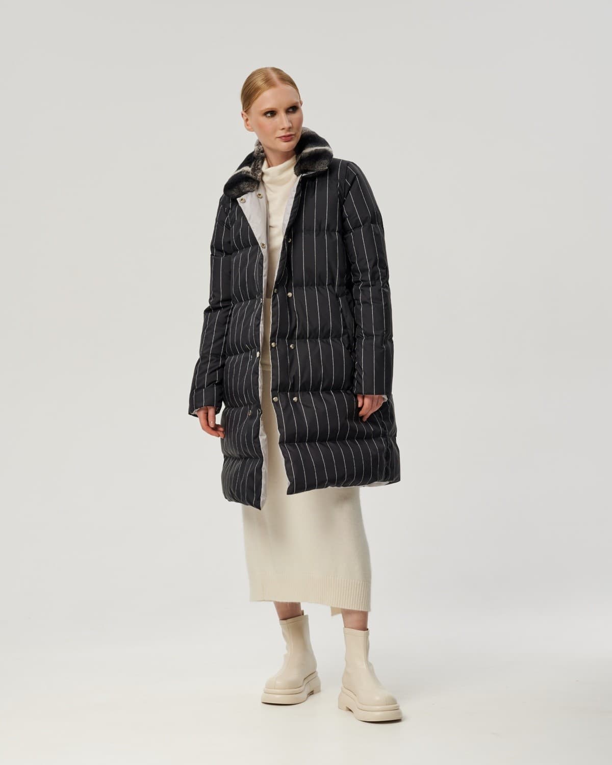 пуховое пальто в полоску