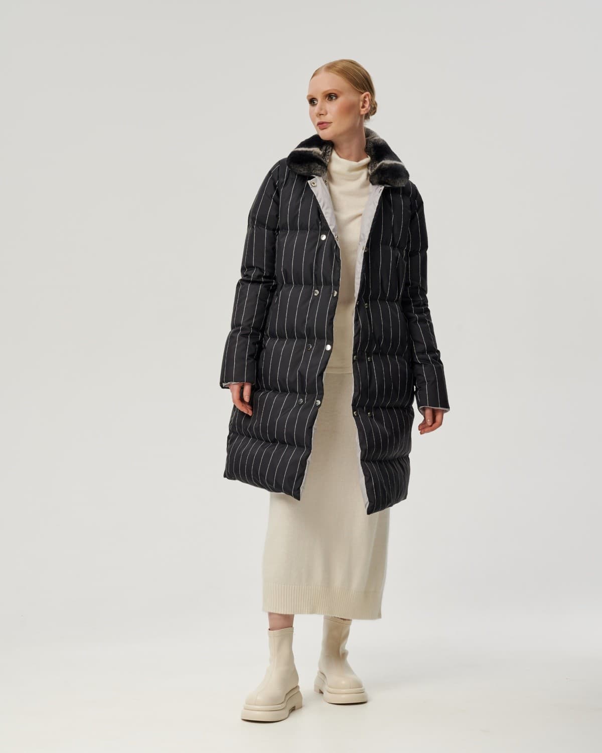 пуховое пальто в полоску