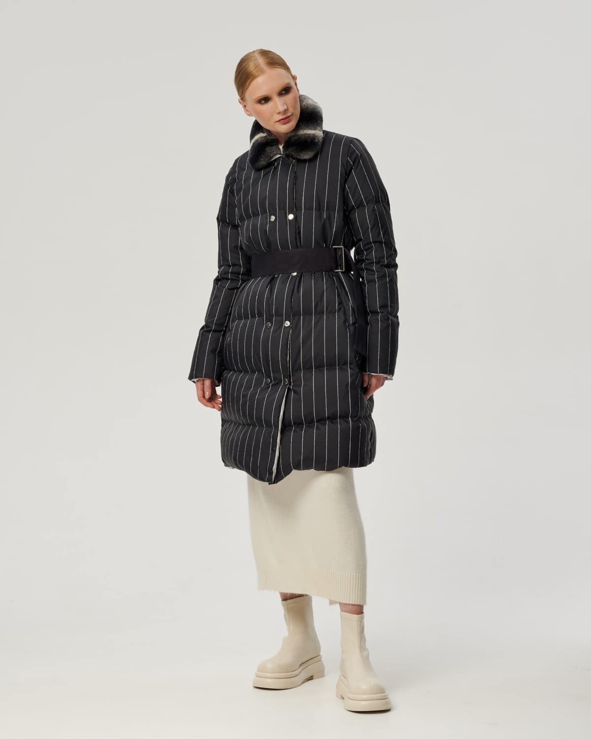 пуховое пальто в полоску