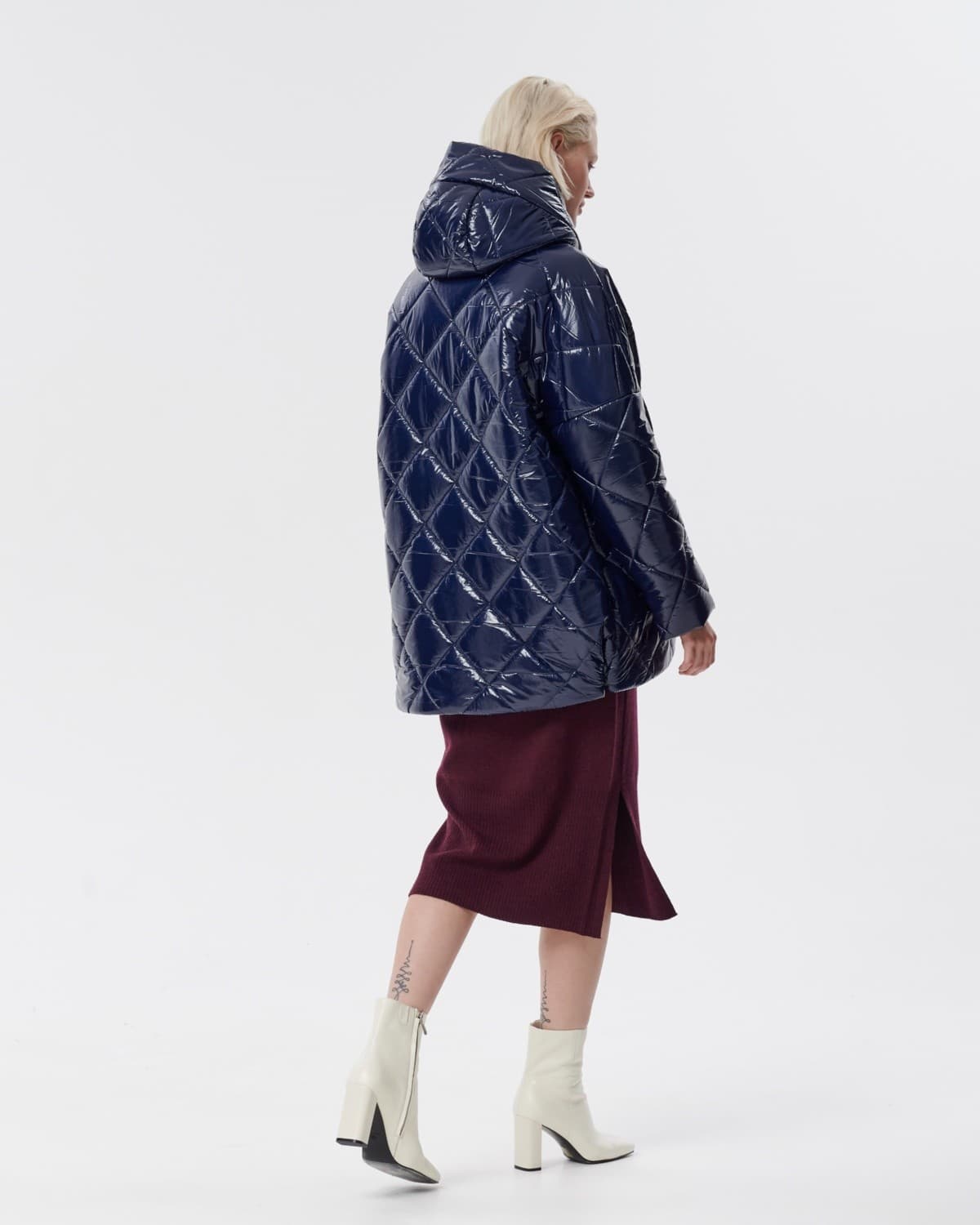 стеганая ромбами куртка